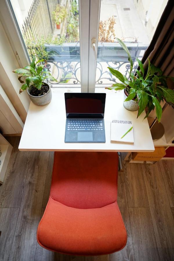Charmant Studio Au Calme Et Bien Desservi Paris Ngoại thất bức ảnh